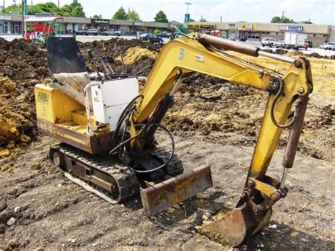 nissan mini giant 250 excavator|nissan mini giant excavators.